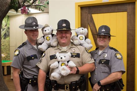 Photos: Kentucky State Police deliver ‘Trooper Teddies’ to KCH | UK ...