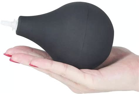 Dildo Lovetoy Cu Testicule Si Ventuza Squirting Lungime Cm Diametru Domo Ro