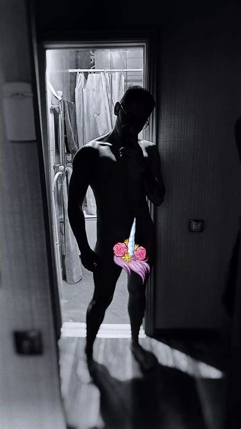 Nudes Gaybrosgonemild Nude Pics Org