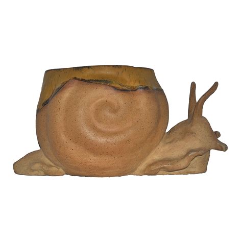 STUDIO CERAMIC SURREAL SNAIL POT — SIGLO MODERNO