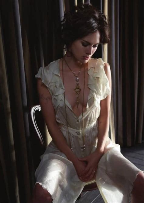 Hot And Sexy Lena Headey Photos ThBlog