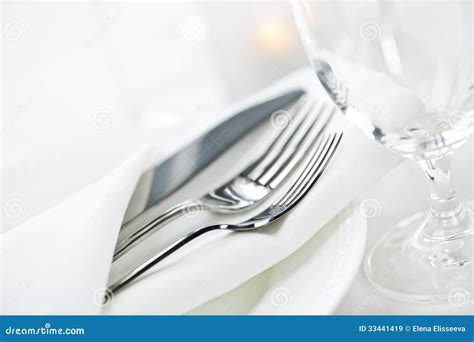 Table Setting For Fine Dining Royalty Free Stock Images - Image: 33441419