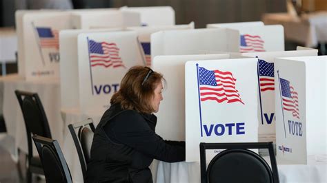 Super Tuesday Women In Us Discuss Reproductive Rights When Many States