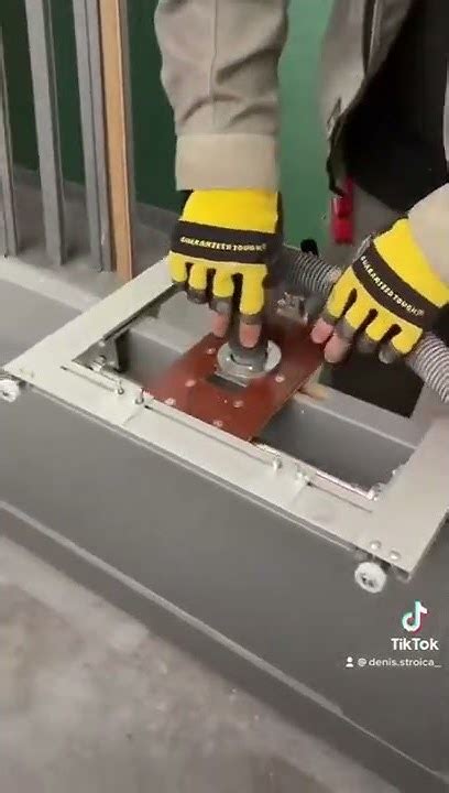 универсальный шаблон для фрезера под петли и замки уфк профи - YouTube