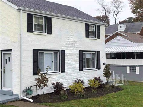 Pros and Cons of Painting Exterior Brick & A Complete Guide