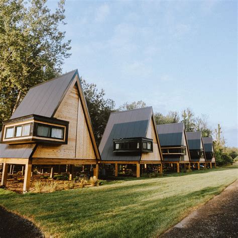 Finger Lakes Treehouse | Sodus NY