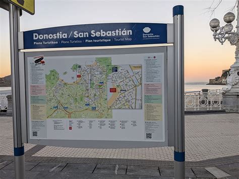 interactive san sebastian map downloadable discover donosti