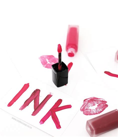 Tưởng già và khó đánh nhưng đây lại là 3 màu son hot hit được các cô nàng sành điệu cuồng nhất