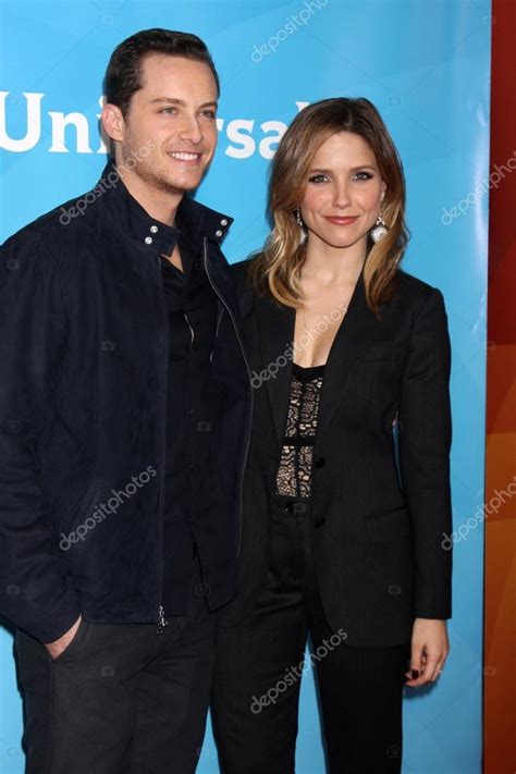 Jesse Lee Soffer, Sophia Bush – Stock Editorial Photo © Jean_Nelson ...