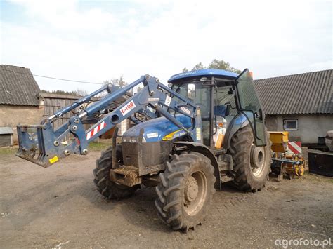 Fotografia ciagnik New Holland TD5050 siewnik do kukurydzy 4 rzędy id