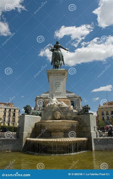 Fountain In Madrid Stock Photo Image Of Water Theatre 5188298