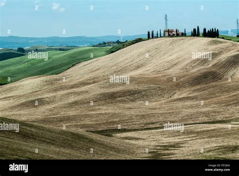 Crete senesi landscape,Tuscany,Italy.2018 Stock Photo - Alamy