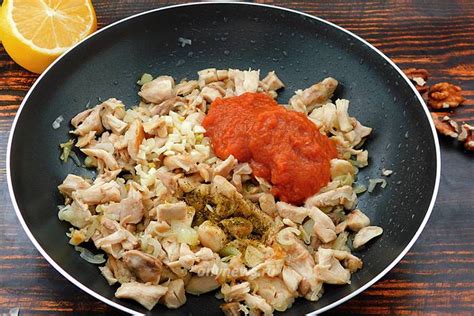 Суп харчо из курицы с рисом - классический рецепт