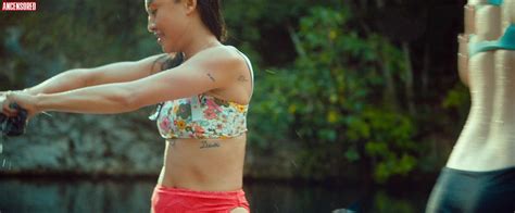 Naked Brianne Tju In 47 Meters Down Uncaged