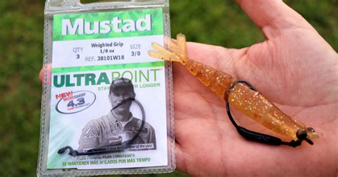 Top 2 Weedless Weighted Hooks For Inshore Fishing