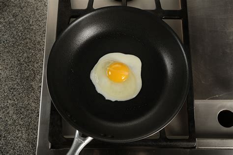 How To Fry The Perfect Egg Eggscaeggsca