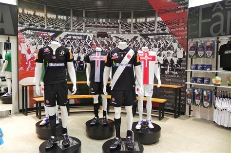 Vascaínos FC C R Vasco da Gama VASCO INAUGURA MEGA LOJA EM SÃO JANUÁRIO