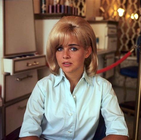 Американская актриса, сыгравшая Лолиту в фильме 1962: marss2 — LiveJournal