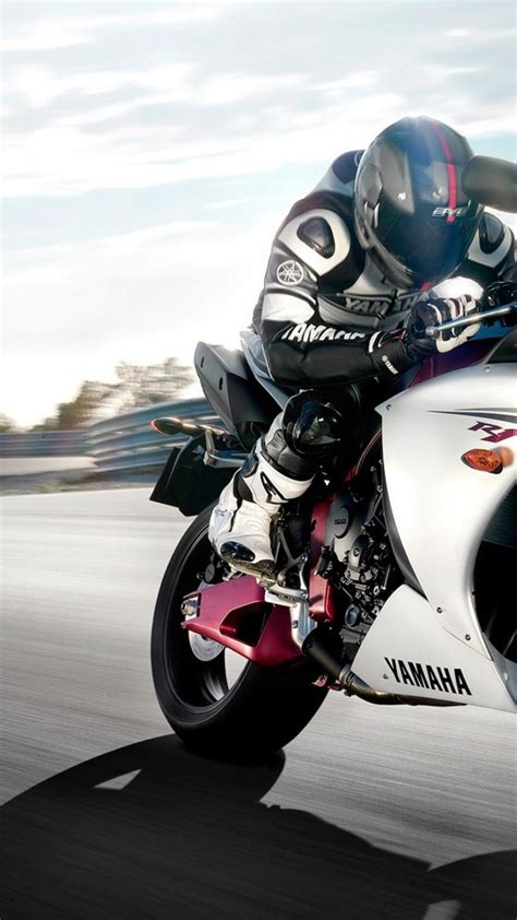 Yamaha R1 White Wallpapers - Top Free Yamaha R1 White Backgrounds ...