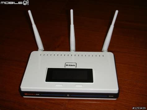 [開箱文] D-Link DIR-855 Xtreme N 雙頻無線寬頻路由器 - Mobile01