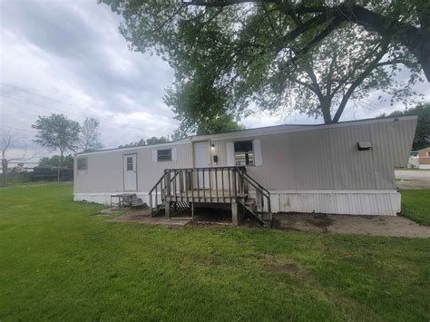 BURLINGTON BUY SELL TRADE EVERYTHING GOES !!! (IOWA) | Available now