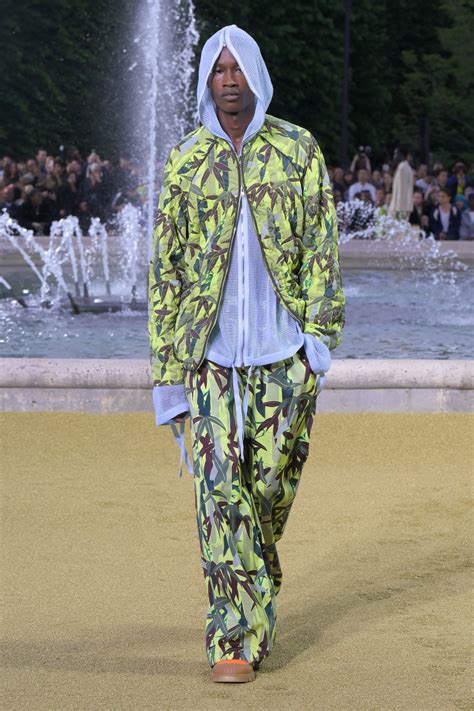 Kenzo Spring 2025 Mens Fashion Presentation And Collection Review Photos