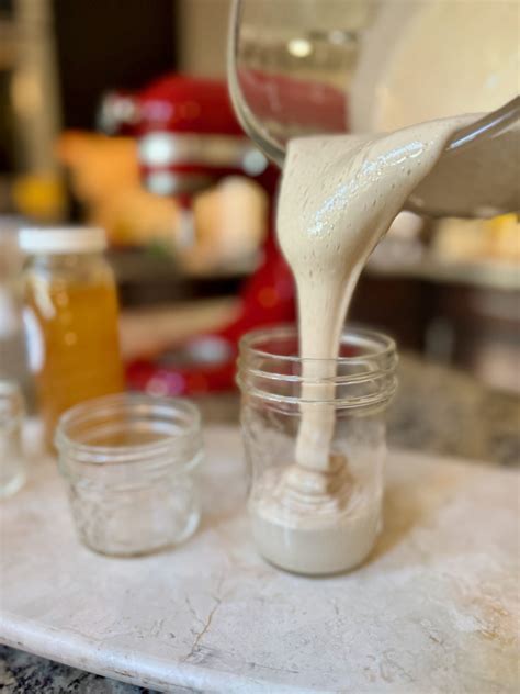 how to make whipped honey 4