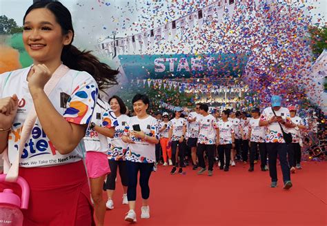 3000 Peserta Ramaikan Fun Walk Vivere Group Excellent Steps Together