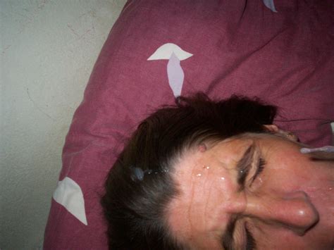 Lechita En La Cara ZB Porn