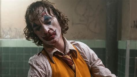 joaquin phoenix  joker  shared  director todd