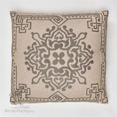 Декоративная подушка с вышивкой, ручная работа, Индия