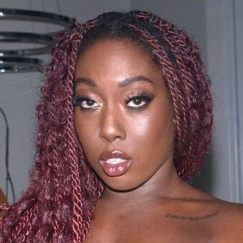 Cece Wetdreams Babe Page Watch This Pornstar On Freeones