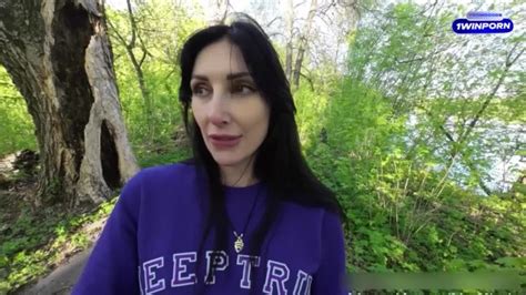 MILF Wird Im Wald Hart Gefickt Pornhub