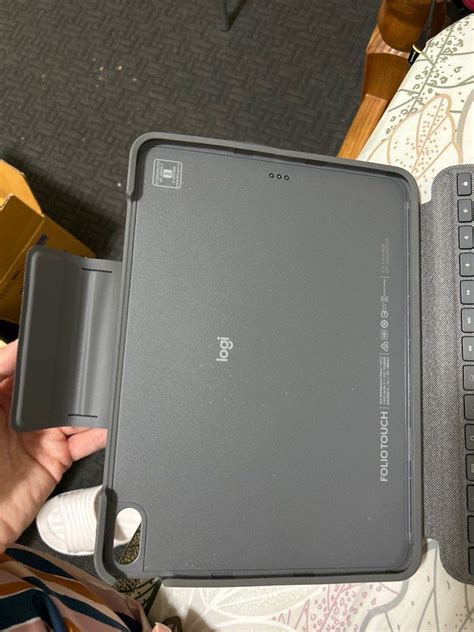 Logitech Folio Touch Ipad Air Th Gen Keyboard Case Computers Tech