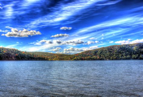 Sky over Lake at Devil's Lake State Park, Wisconsin image - Free stock