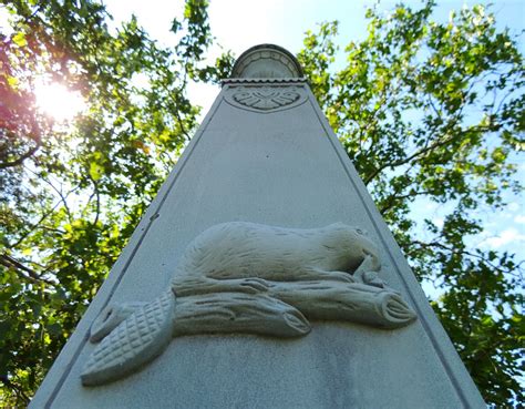 Looking Up White Bronze Monument Cemetery Symbolism Flickr