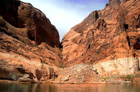 Hole In The Rock American Western Expansion