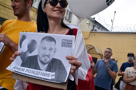 Belarus Frauen Protestieren Erneut Gegen Alexander Lukaschenko DER