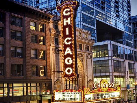 Hotels Near Chicago Theater | W Chicago - City Center