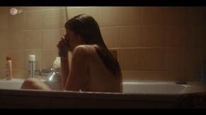 JULIET NUDE SCENES AZNude