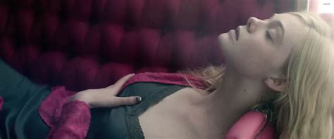 Elle Fanning Nude Porn Videos Sex Tapes Xhamster