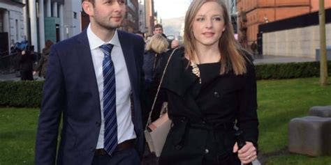 Confeiteiro cristão é condenado por recusar se a fazer bolo para casamento gay na Irlanda do