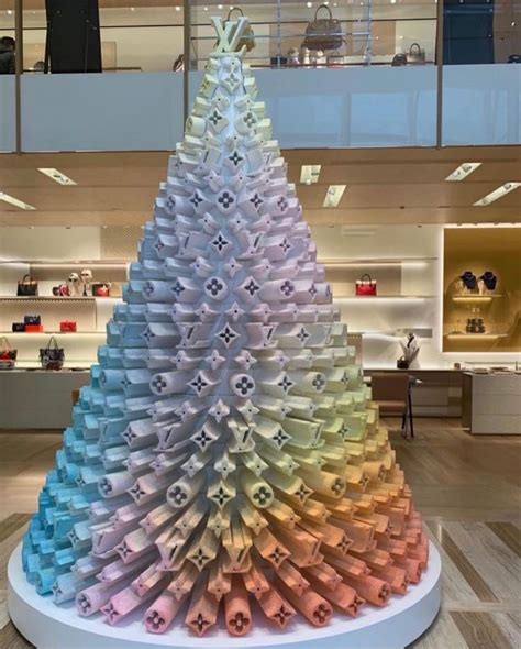 pin  designer boutique  louis vuitton creative christmas trees