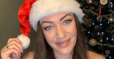 Mum Spent Christmas Day In The Nude For Her Health Mirror Online