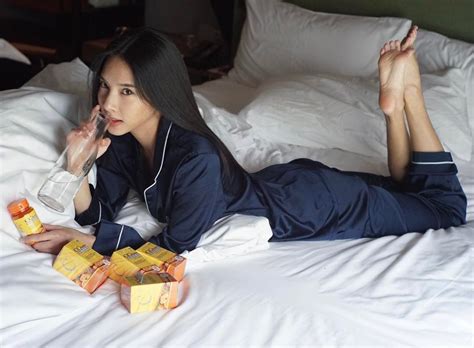 To N Trai Xinh G I P B O Sao Ho Ng Cung Phi N B N Th I L I Hot Hit Nh Ng N Y