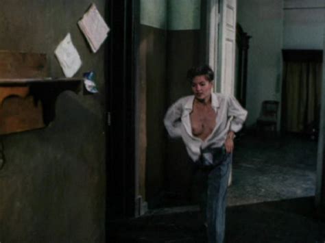 Naked Zhanna Epple In Lovkach I Khippoza