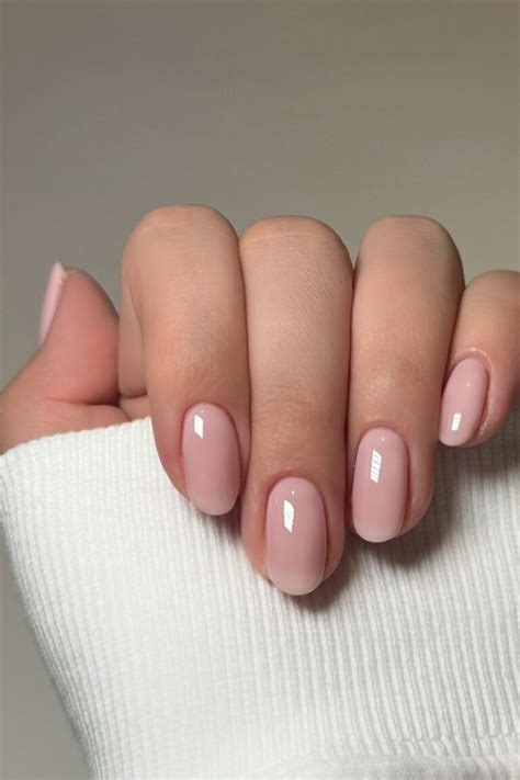 Stunning Nude Nails For Every Skin Tone