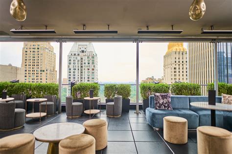 Best Rooftop Restaurants NYC 2022! LiFE Rooftop Soars Over Le Meridien