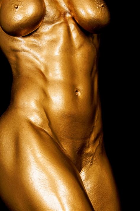 Carat Gold Nude Bodybuilder