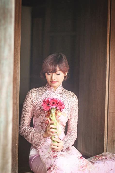 Những cô gái hot nhất ĐH Ngoại Thương năm 2013